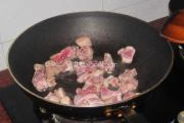 莲藕烧鸭肉的做法图解3