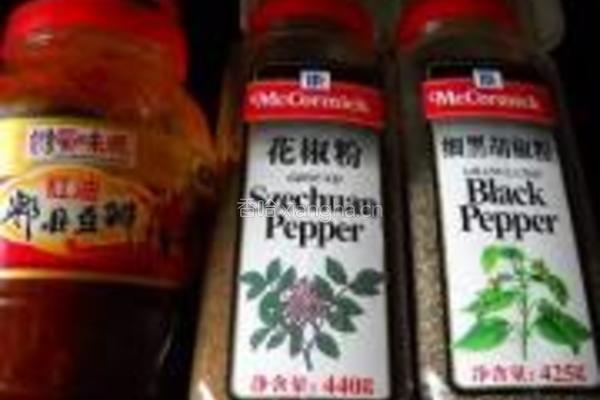 鸭血炖豆腐的做法图解2