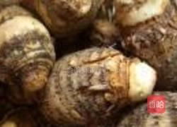 芋儿粉蒸肉的做法图解1