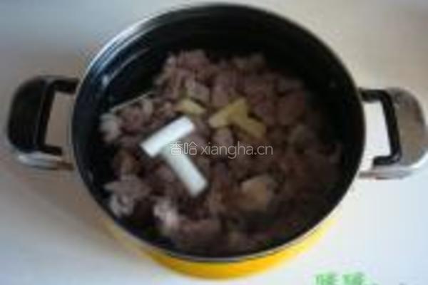 蔬菜牛肉汤的做法图解2