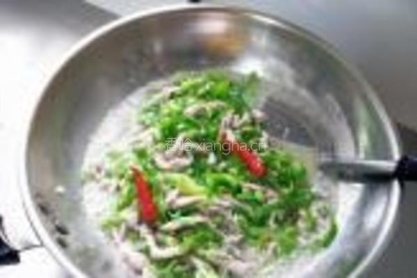 青椒毛豆炒肉丝的做法图解12