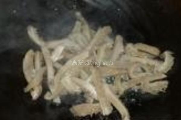 口蘑炒牛肚的做法图解5