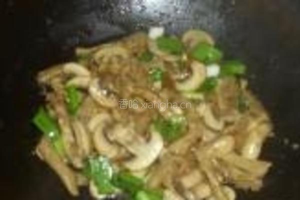 口蘑炒牛肚的做法图解8