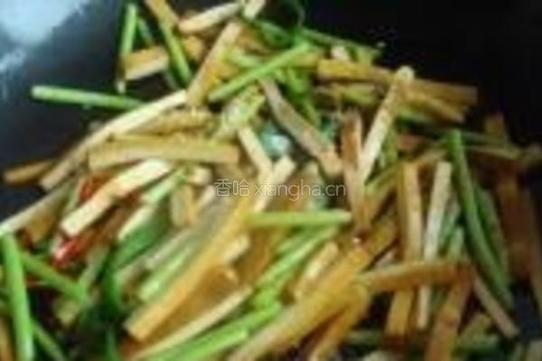 蒜薹炒香干的做法图解6