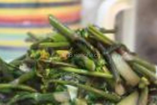 蒜炒红菜苔的做法图解5