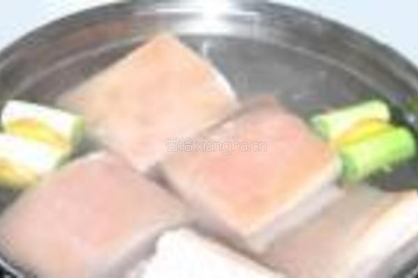 梅菜扣肉的做法图解1