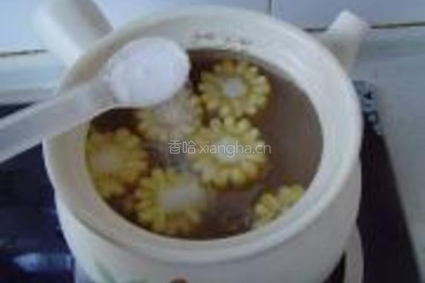 莲藕玉米排骨汤的做法图解4