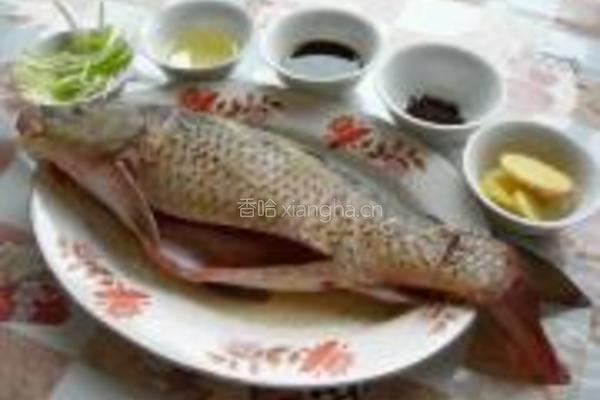 清蒸鲤鱼的做法图解3