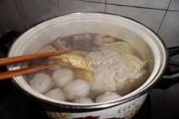 蛋饺鱼丸百叶包汤的做法图解5