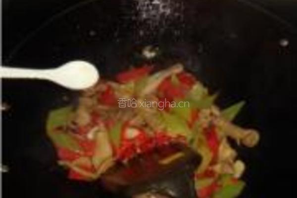 酸辣肥肠的做法图解23