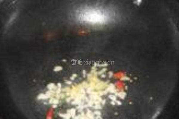 洋扁豆炒酱瓜的做法图解4