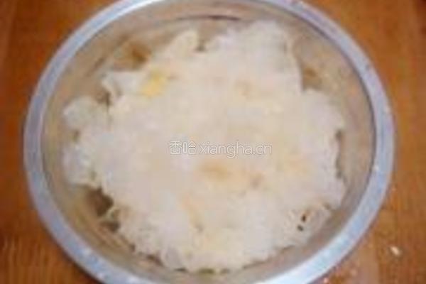 双耳雪梨羹的做法图解3