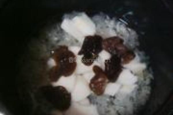 双耳雪梨羹的做法图解6