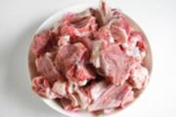 香焖羊肉的做法图解1
