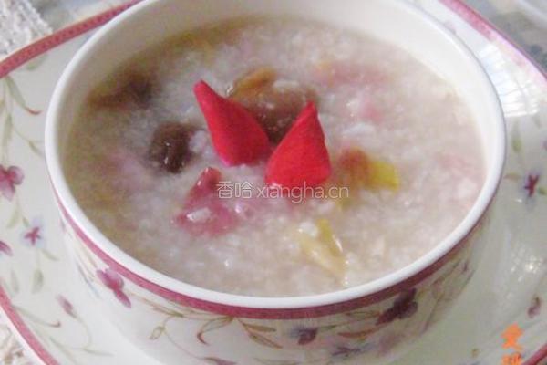 月季花桂圆糯米粥