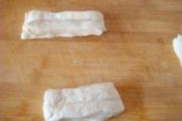 油条的做法图解7