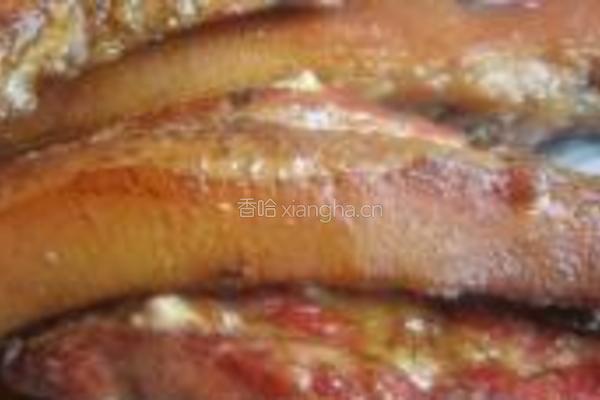 茄条炒腊肉的做法图解1