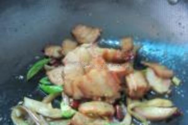 茄条炒腊肉的做法图解7