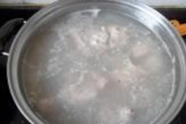 小土豆烧排骨的做法图解6