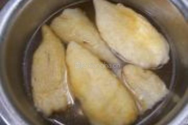 美容汤花胶炖鸡的做法图解6