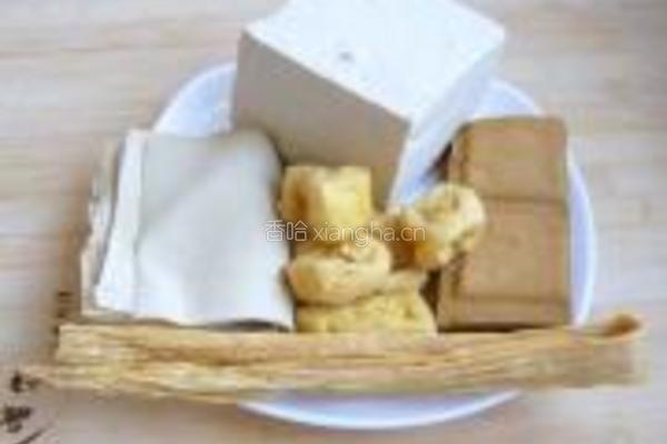 五福豆腐煲的做法图解1