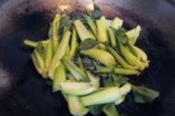 香菇炒青菜的做法图解5
