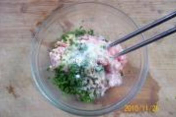 荠菜鲜肉百叶包的做法图解1