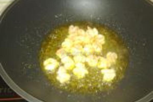 韭菜豆嘴炒虾仁的做法图解4