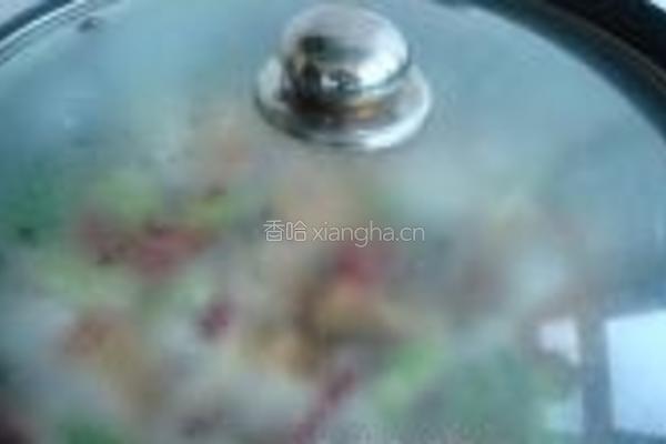 腊鱼腐竹烧五花肉的做法图解7
