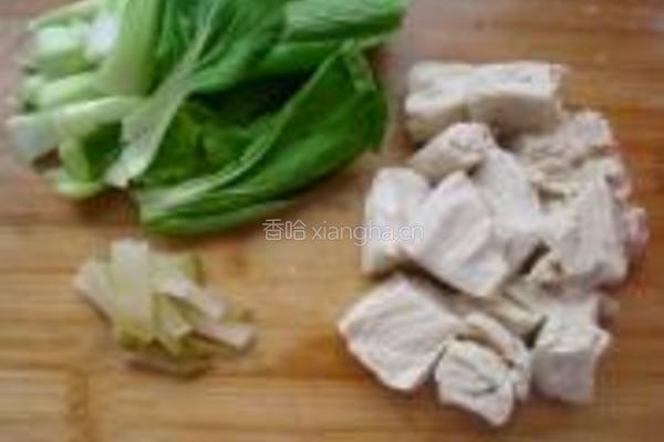 茶树菇冻豆腐汤的做法图解1