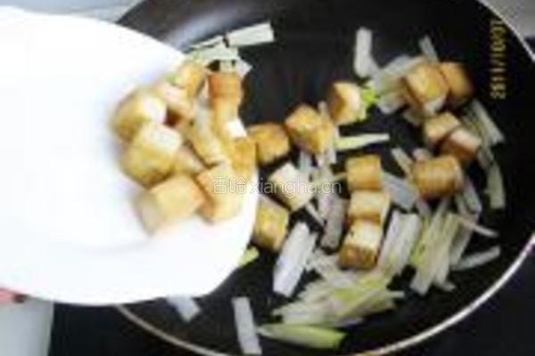 葱烧豆腐的做法图解7