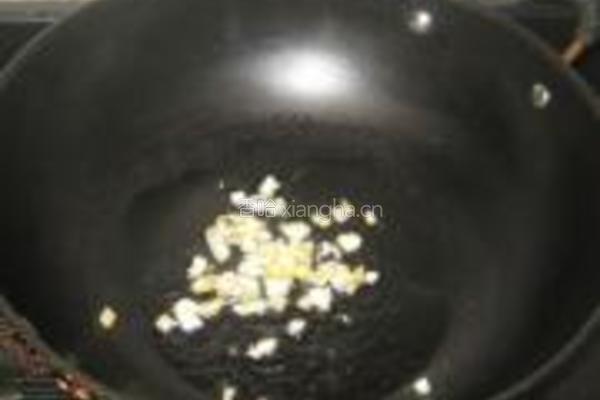红椒丝炒土豆丝的做法图解2