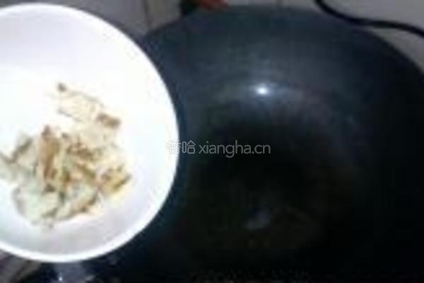 沙姜焖鸭掌鸭翅的做法图解2