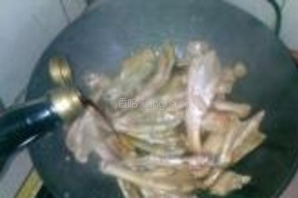 沙姜焖鸭掌鸭翅的做法图解5