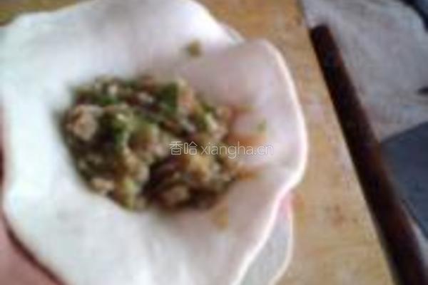 芹菜肉包子的做法图解6