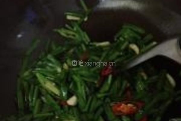 韭菜爆虾的做法图解6