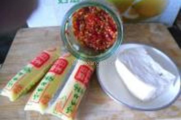 剁椒菊花开的做法图解1