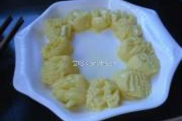 剁椒菊花开的做法图解6