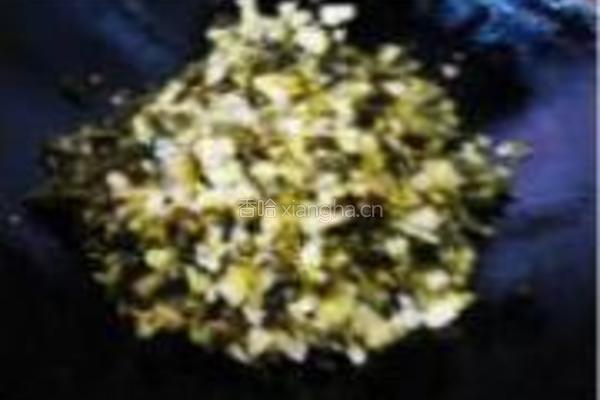 雪菜烧马鲛鱼的做法图解7