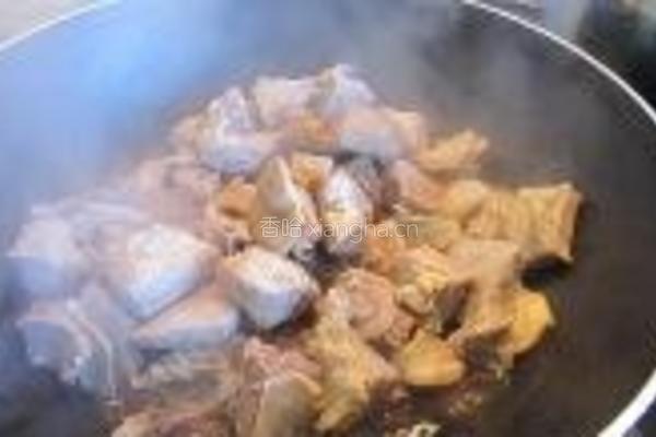 咖喱牛腩焖土豆的做法图解6