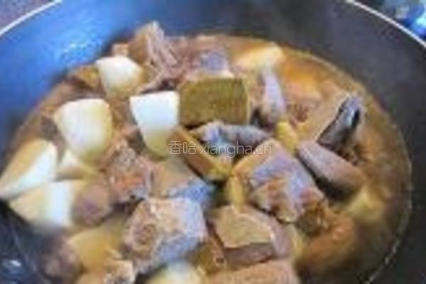 咖喱牛腩焖土豆的做法图解8