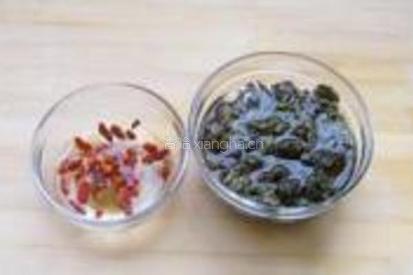 滑蒸荷叶薄荷鸡的做法图解4