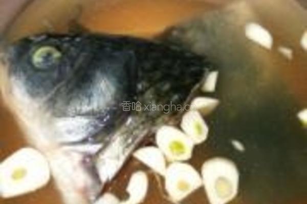 珍珠鲤鱼的做法图解6