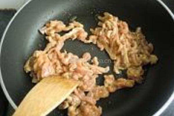 青椒炒肉丝的做法图解4