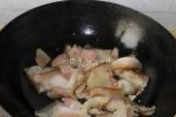 洋葱炒腊肉的做法图解4