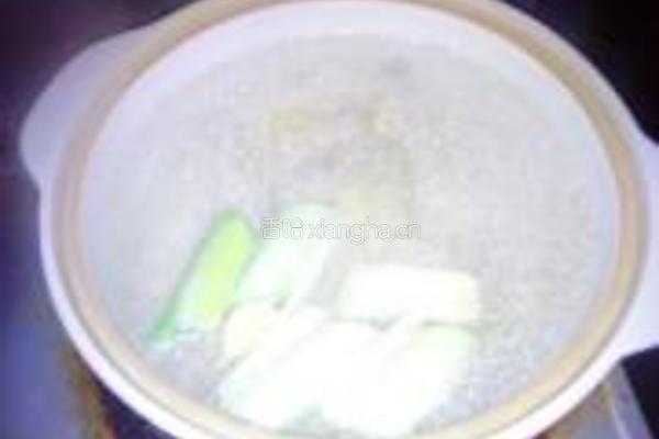 冬瓜鸭腿煲的做法图解5