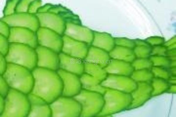糖醋黄瓜河鲫鱼的做法图解7