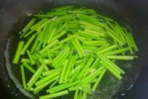 芹菜香干的做法图解3