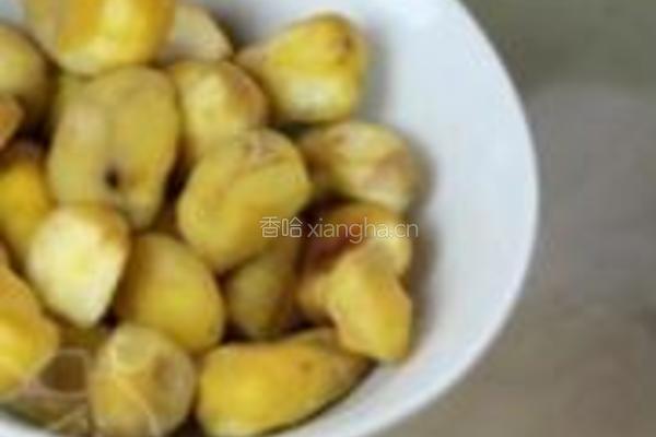 板栗脊骨浓汤的做法图解6