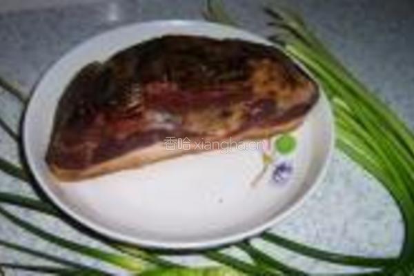 腊味火腿炒蒜薹的做法图解1